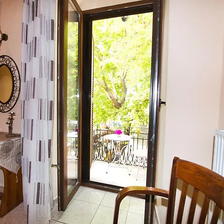 Naftilos Guest House Guest house