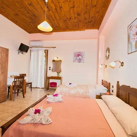 Penzion Naftilos Kala Nera