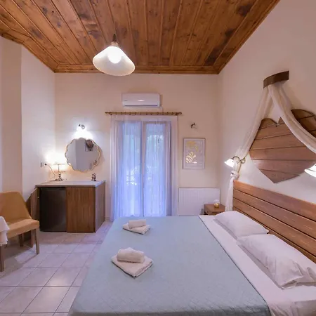 Naftilos Guest House 2* Кала-Нера