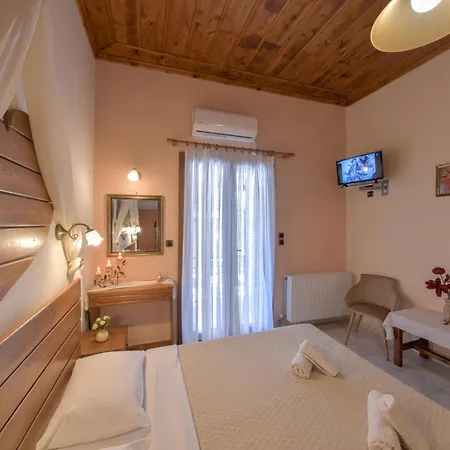 Naftilos Guest House