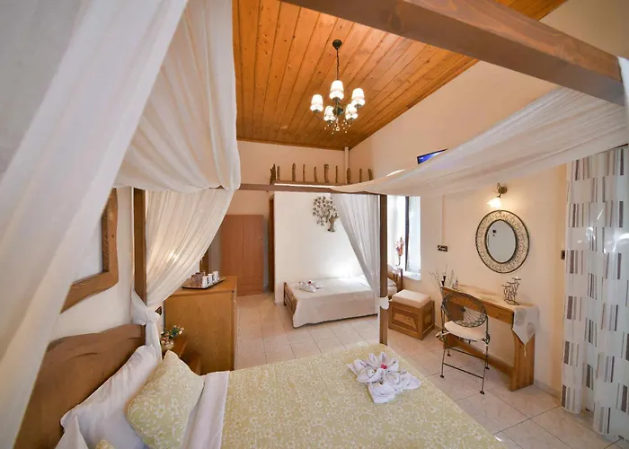 Penzion Naftilos Kala Nera